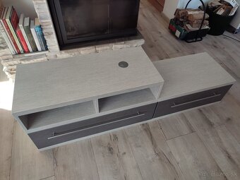 Konferenčný stolík a TV stolík - 9