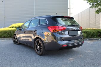 Kia cee'd 1.6 CRDi SW - 9