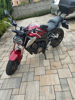 Honda CB650R - 9
