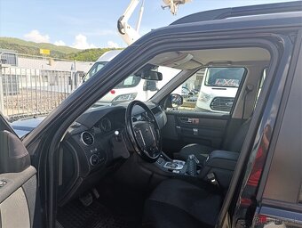 Land Rover Discovery 3.0 TDV6 SE - 9