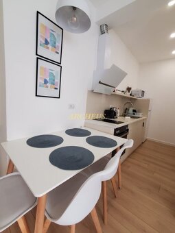 3-izbový apartmán 5 min. peši od mora, Albánsko - Drač - 9