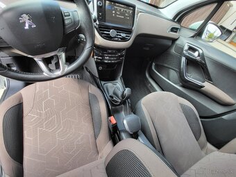 Peugeot 2008 - 9
