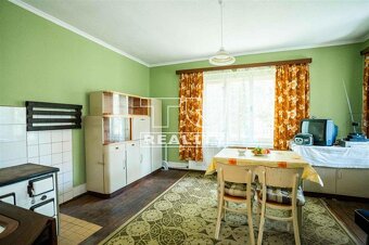 Na predaj 3-izbový rodinný dom s POZEMKOM 3 558 m2,... - 9