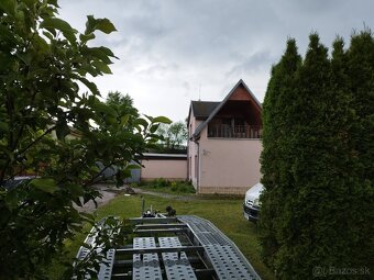 Dva rodinne domy - 9