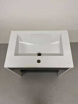 UMÝVADLO+SKRINKA JIKA CUBE - 9