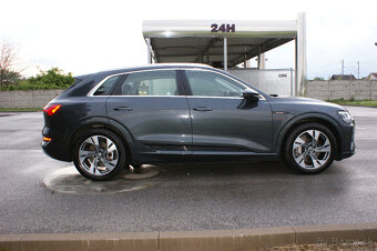 Audi E-tron 50 quattro - 9