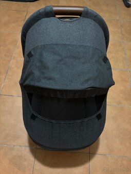 Britax Römer baby safe core v záruke + isofix /kočik BR - 9