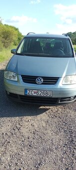 Predám Volkswagen Touran 2.0 - 9