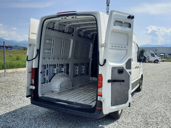 Volkswagen Crafter 2,0 TDi - 9