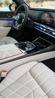 odstupim leasing BMW i7 M70 xDrive - 9