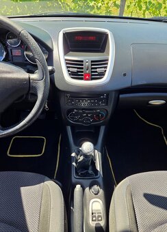 Peugeot 206+ 1.4 16V 55KW/75PS R.V.01/2010 - 9