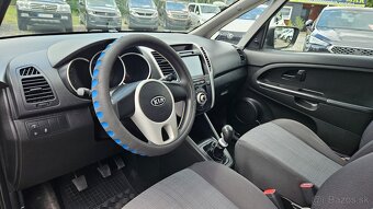 Kia Venga 1.4 - 9