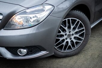 Mercedes Benz B trieda 180, 90KW 2013 - 9