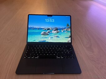 Apple MacBook Air 13" (2024) s čipom Apple M3 [TOP STAV] - 9