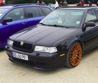 Mracitka SKODA OCTAVIA 1 - 9