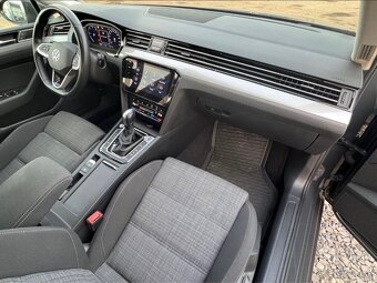 VW PASSAT VARIANT 2.0 TDI DSG - 9