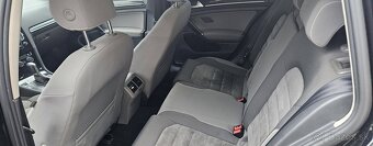 Volkswagen Golf 2.0 TDI - 110kW - 9