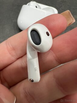Apple AirPods 4 - 9