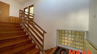 REZERVOVANÉ 5 izbový rodinný dom s garážou, Kvetná ulica, - 9