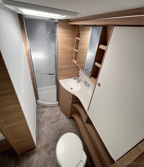 Karavan Fendt - 2023 / V záruke / 1700kg - 9