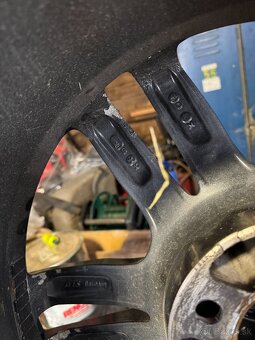 Predám sadu zimných pneumatík s diskami BMW R19 – 5x112 - 5. - 9
