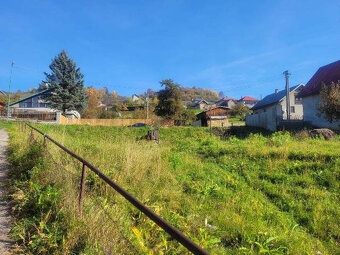 SLNEČNÝ POZEMOK 888 M2 S VÝHĽADMI NA HORY V TICHEJ SLEPEJ UL - 9