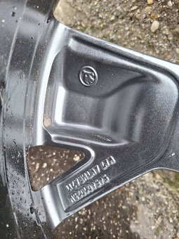 Škoda kodiaq 235/50 r19 - 9