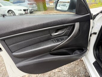 BMW Rad 3 Touring 320d xDrive A/T - 9