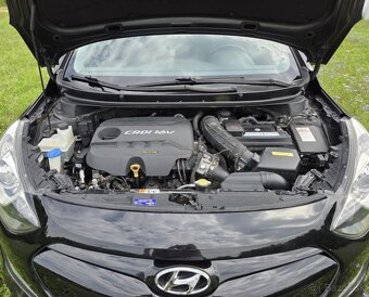 Predám Hyundai I30 , 1.6 CRDi - 9