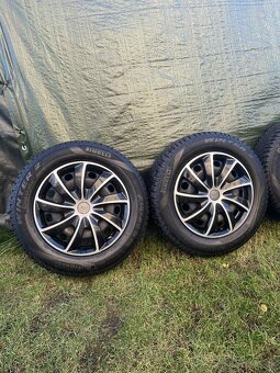 Plechové disky aj zo zimnými pneumatikami 5x112 R16 - 9