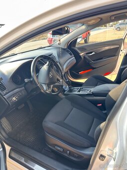 Hyundai i 40 cw - 9