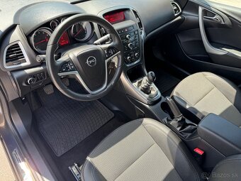 Opel Astra 1.4 Turbo 140k Cosmo - 9