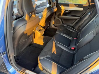 Volvo V90 R-Design D4 2.0L A/T8 - 9