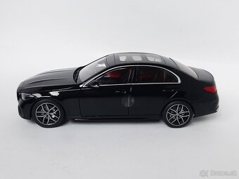 1:18 - Mercedes C-Klasse / w206 (2022) - NZG - 1:18 - 9