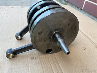 Kľukový hriadeľ Jawa 350 model 360 361 aj 354 - 9