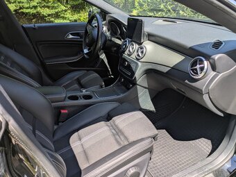 Mercedes CLA 220 d Urban A/T - 9