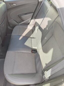 Opel Astra J sedan 1.4 turbo 103kw 2014 - 9