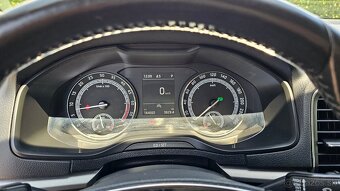 Škoda Karoq 1.6 TDI Live Plus DSG 2021 - 9