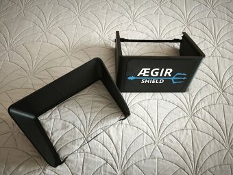 Slnečná clona pre sonáry GARMIN - 9