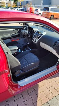 Kia ProCeed 1.4, nová STK a EK, 186 000 km - 9