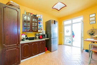 Predaj rodinný dom s 2 bytovými jednotkami BA III VAJNORY - 9