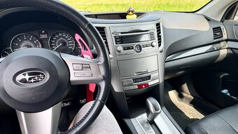Subaru Legacy 2.5i LPG - 9