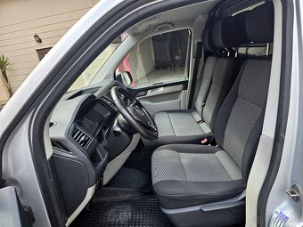 Volkswagen T6 Transporter LONG 2.0 TDI DSG Navi Ťažné OrigKM - 9