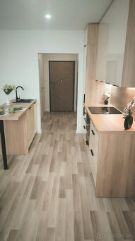 Moderne zrek. a zariadená garsónka , J.Jonáša, BA IV, 2P. - 9