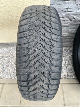 215/65 R16 98H zimné KUMHO - 9