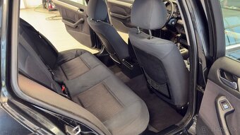 BMW E46 Touring 330xd 135kw manual - 9