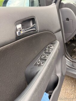 Hyundai i30 1.4 benzín + LPG - 9