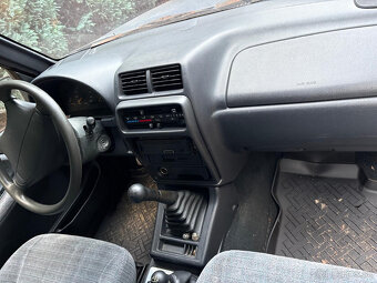 Suzuki Grand Vitara 2,0 V6 100 KW, rok 1997 - 9