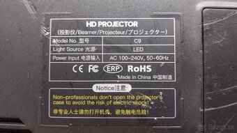 LED projektor Crenova - 9