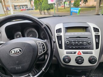 Kia ceed 1.6 88kw diessel - 9